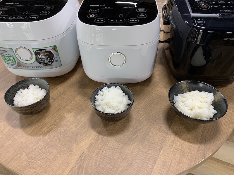 試食会では、通常に炊いたごはんと、10%糖質カット、20%糖質カットを食べ比べることができた