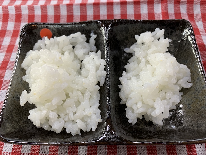 右が10%カット、左が20%カット。やわらかめではあるが、ごはんの味はちゃんとある