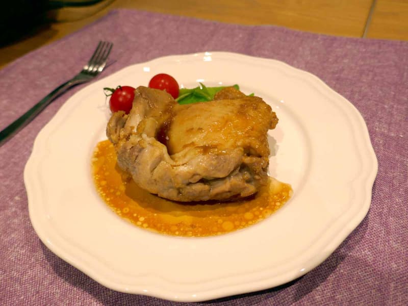 チキンジンジャーの出来上がり! はじめに焦げ目をつけているのでこんがりした部分も美味しい