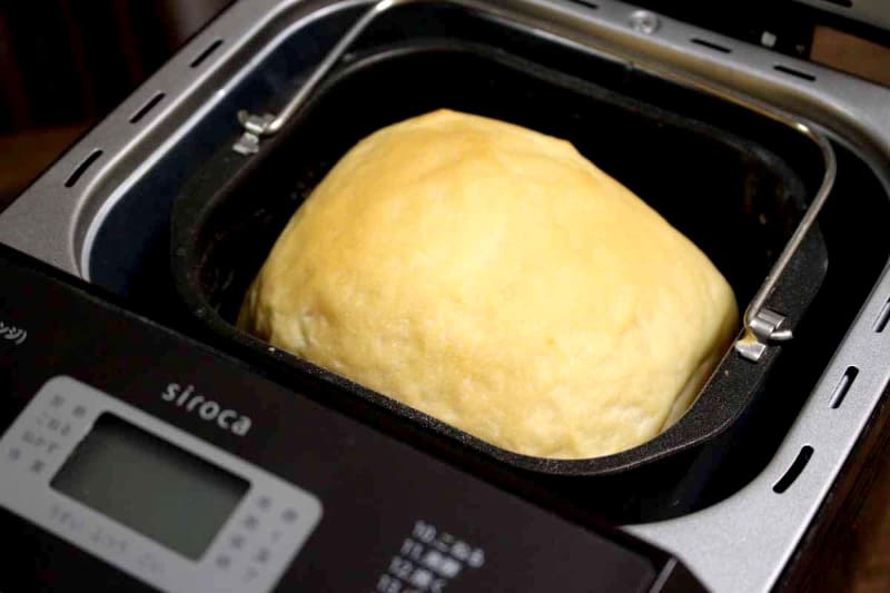 ぷっくりふくらんだ頭をのぞかせていた。なんともかわいい