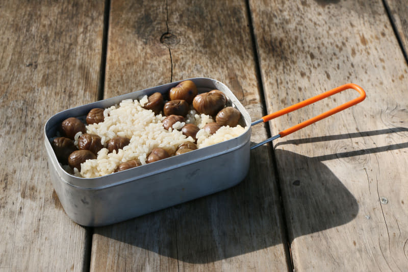 蒸らし終わると、本当に秋の味覚の栗ご飯が完成!! 味のほうも栗がホクホクしていて本物の栗ご飯でした