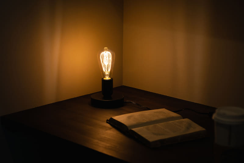 読書灯や間接照明におすすめという