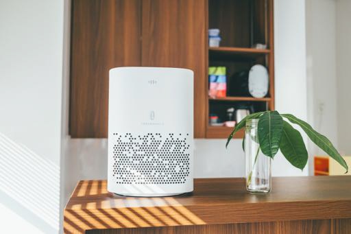 幅×奥行きは21×21cm、高さ約30cm