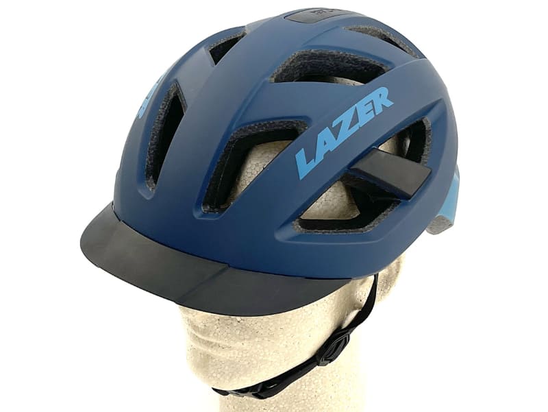 斜め上からバイザーありの状態