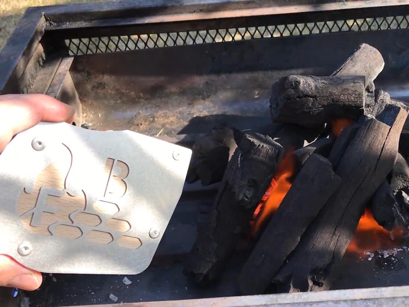 簡単に火起こしできる送風機