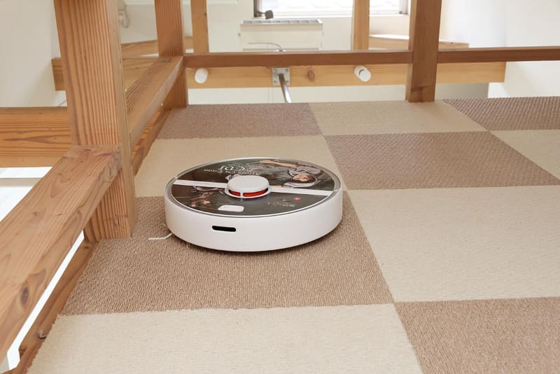 カーペットであることを自動で判断して、吸引力を高めて掃除してくれる