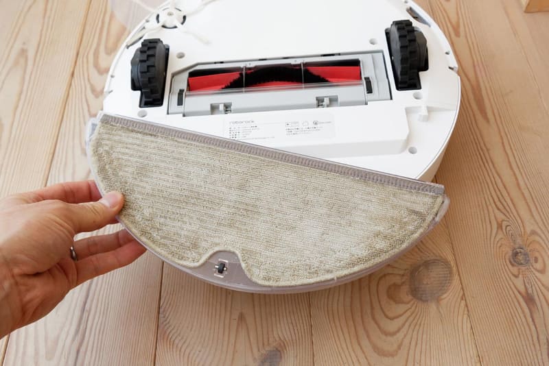 メンテナンス性も高い。モップは簡単に取り外して丸洗い可能