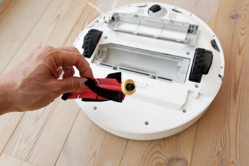 ゴミを吸い込むブラシも取り外しは簡単