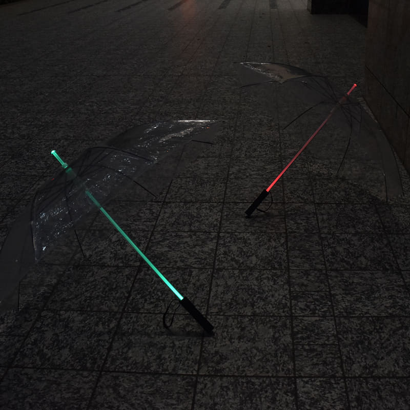 点灯色は赤や緑など7色