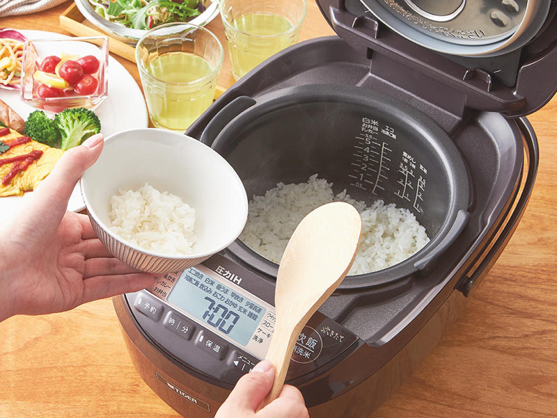 様々な炊飯メニューを備える