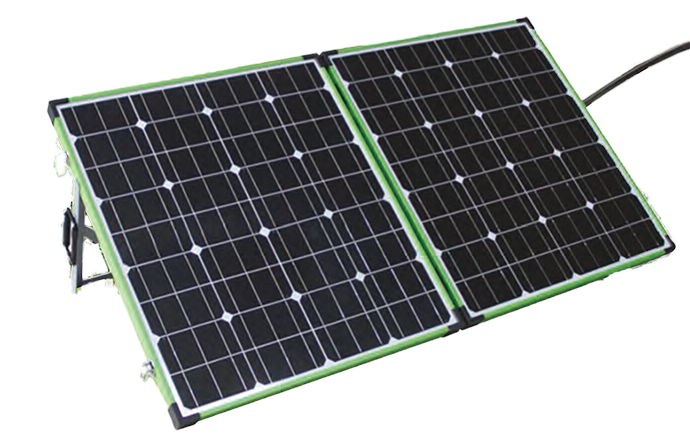 ソーラーパネルでの本体充電も可能