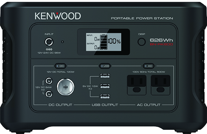 端子を前面に集約し使いやすくした