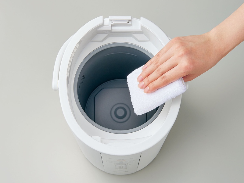 ポットのような広口容器で手入れがしやすい