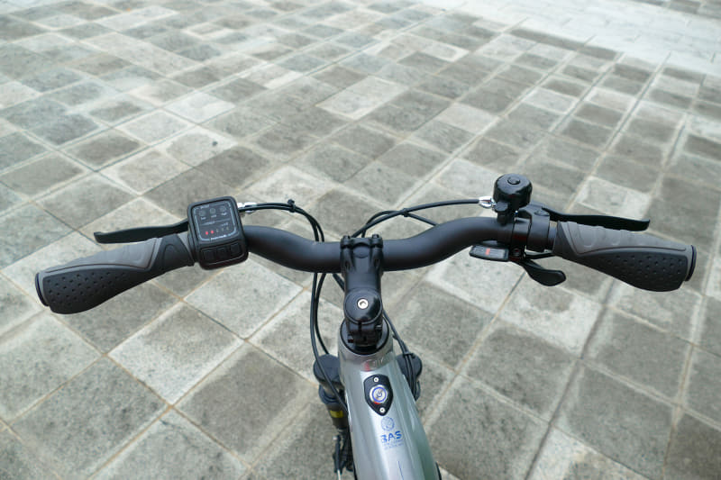 ハンドルまわり