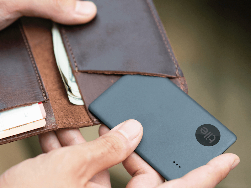 カードサイズの「Tile Slim」