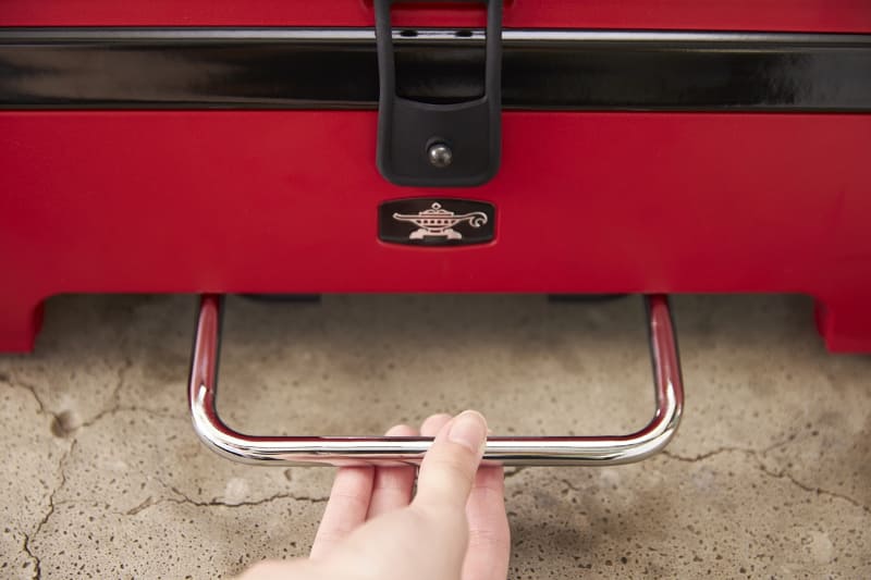 ツーバーナータイプは取っ手を備える