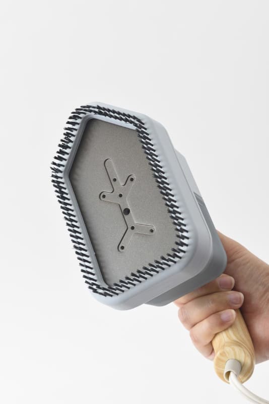 ブラシアタッチメントが付属