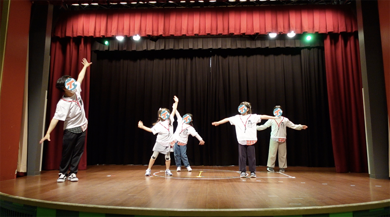 10分かそこらの振り付けで皆しっかりやってます