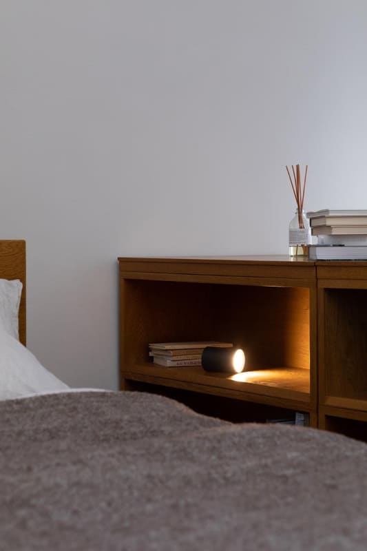 ベッドサイドに置ける