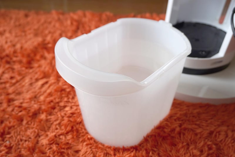 実効値2.2Lの吸水タンク