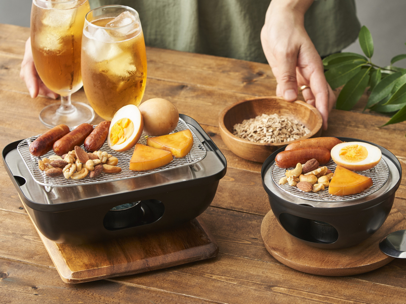 自宅で簡単に燻製調理ができる