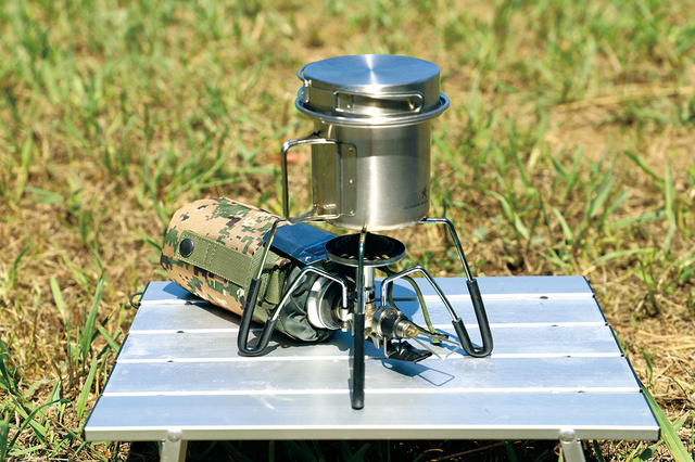 フタが付属。湯を沸かす時には、フタとして使える