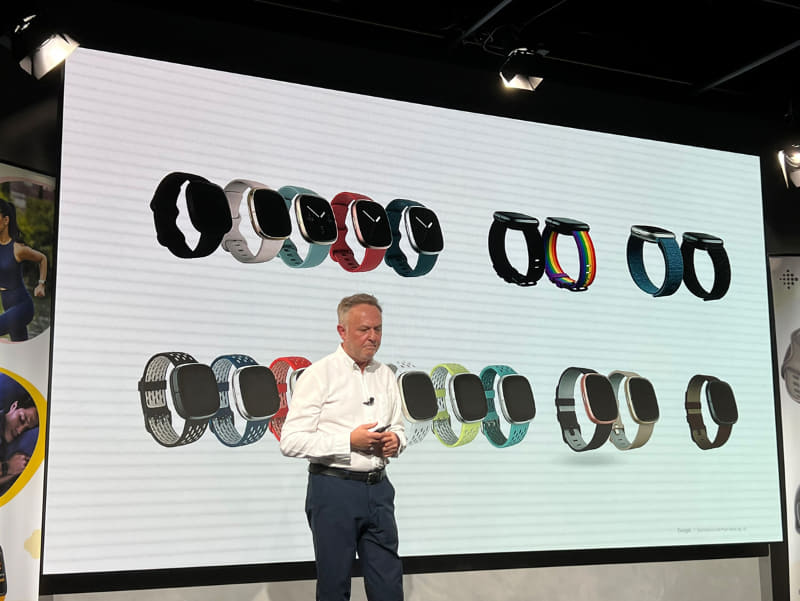 Brother Velliesデザインの交換用バンドを発売予定