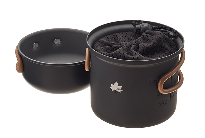 コンロはLOGOS クッカー・SOLO KIT 500(別売)に収納できる