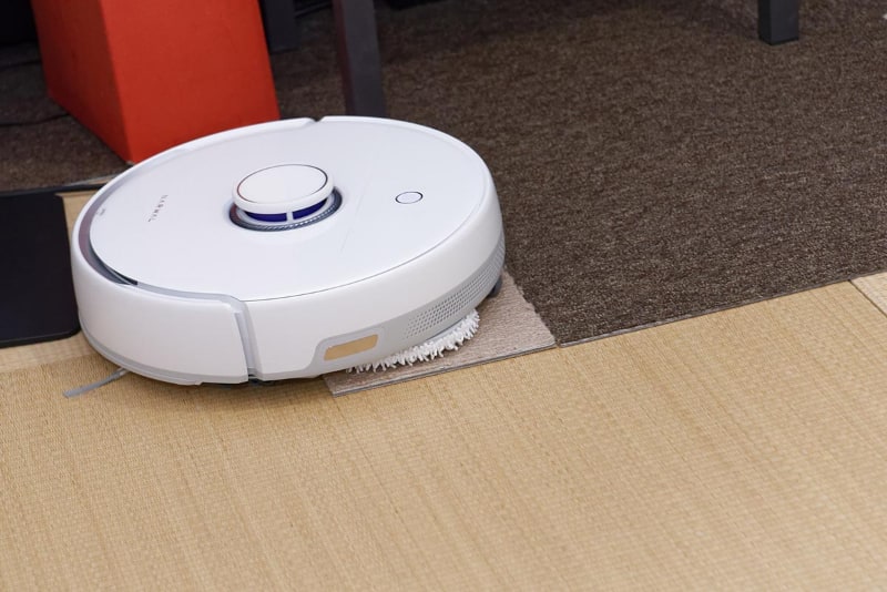 もちろんカーペットも同じように水拭きは回避