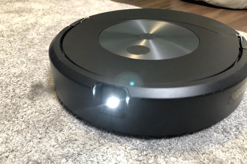 広角カメラを前面につけることで、見える範囲がぐんと広がりました