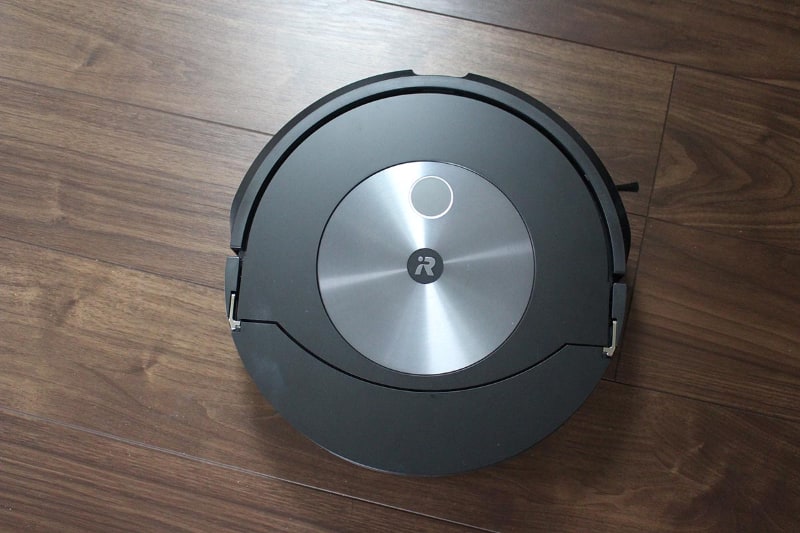 ボタンが少なく、スタイリッシュなデザインに進化を続けるルンバ