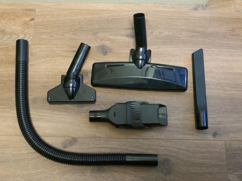 布団用ヘッドやホースなどが付属