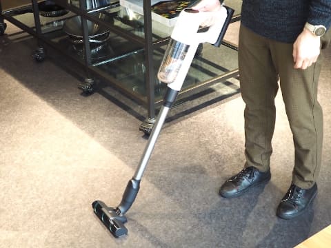 エレクトロラックス史上最軽量のスティック掃除機が登場 - 家電 Watch