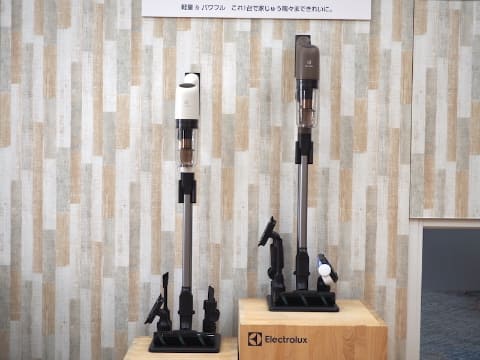 【新品】エレクトロラックス コードレススティック 掃除機 EFP71525 エレクトロラックス史上最軽量！“究極のコードレススティック