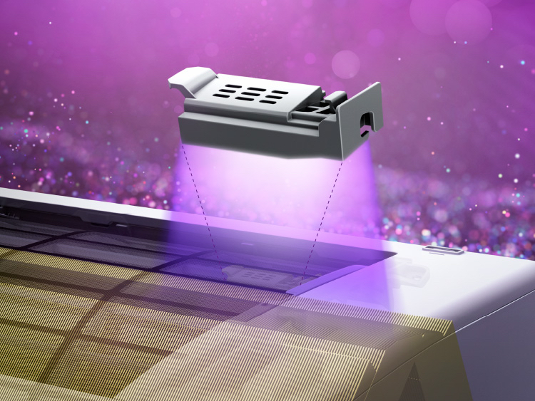 UV除菌ユニットを搭載し、エアコン内部を清潔に保つ