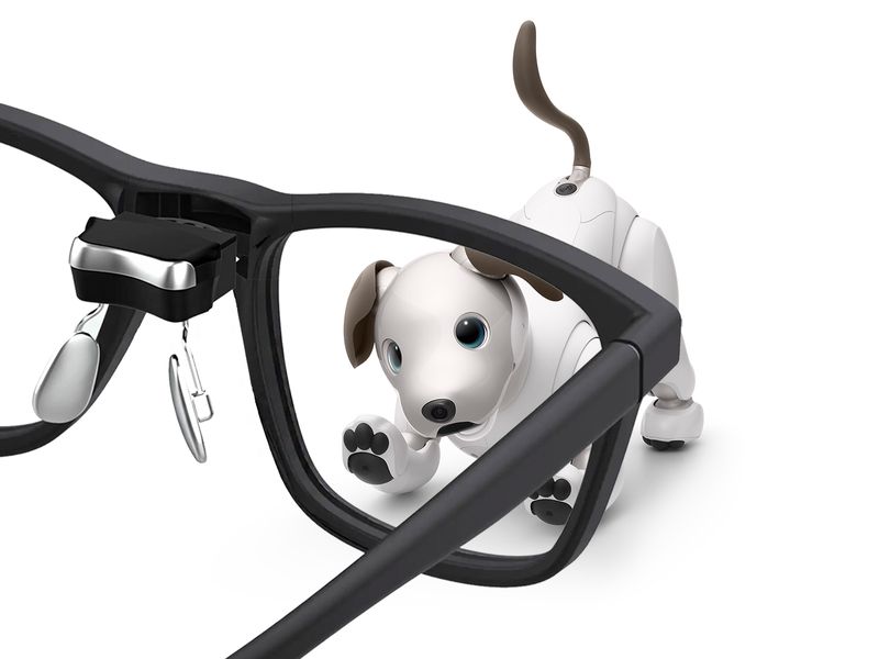 JINS MEMEとaiboの連携サービスを開始