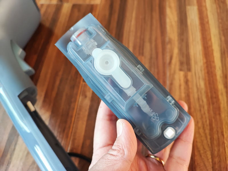 水タンクの容量は約70ml