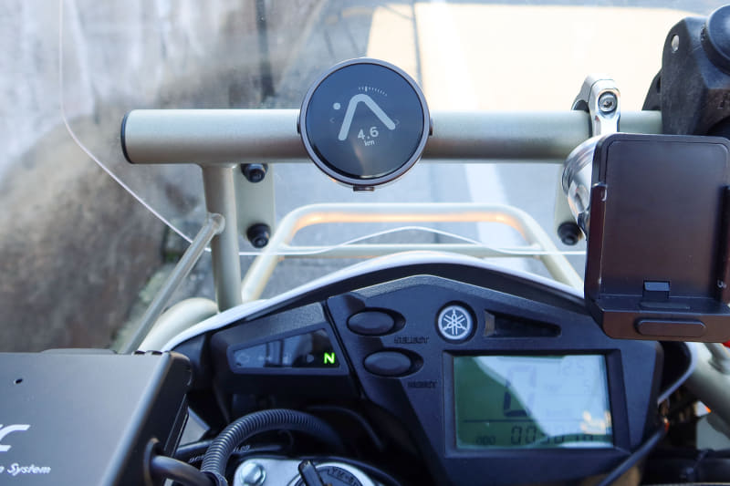 ナビ中に示される案内はこの程度。音声などはありません