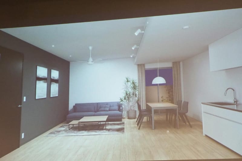 壁が黒のスペースでは、白いスイッチやコンセントが目立ってしまう