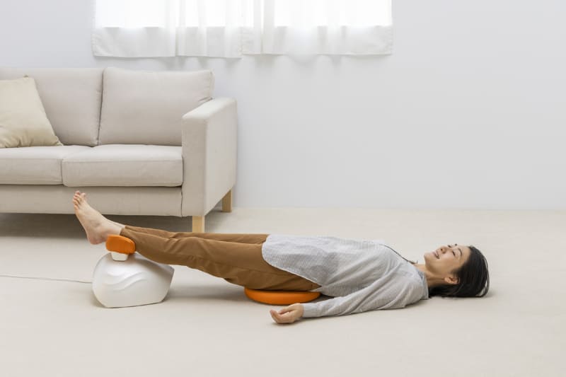 寝転んで使用する