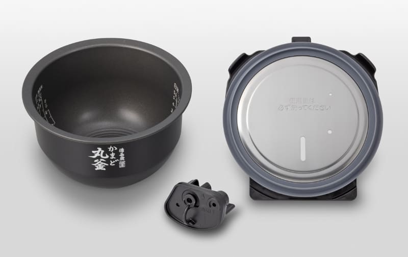 手入れしやすい凹凸の少ない内ぶた