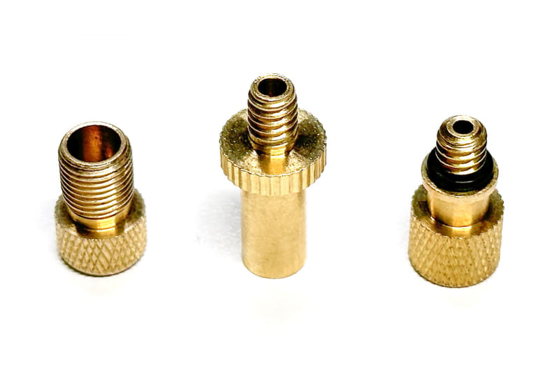 仏式バルブを英式バルブや米式バルブに変換したり、米式バルブを英式バルブに変換したりできます