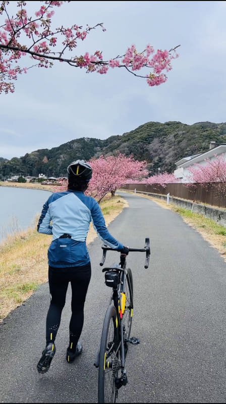 自転車を押し歩くことも