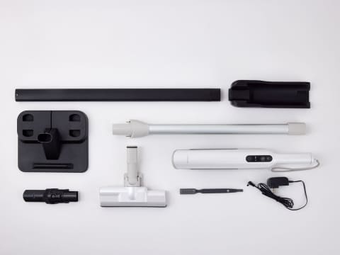 シロカ、1kgを切る軽いスティック掃除機のスタンド付きモデル - 家電 Watch