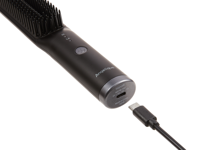 USB電源に対応し、モバイルバッテリーも使用可能