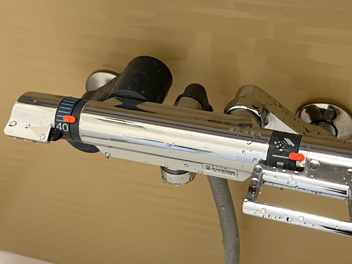 全体をこすってピカピカになりました