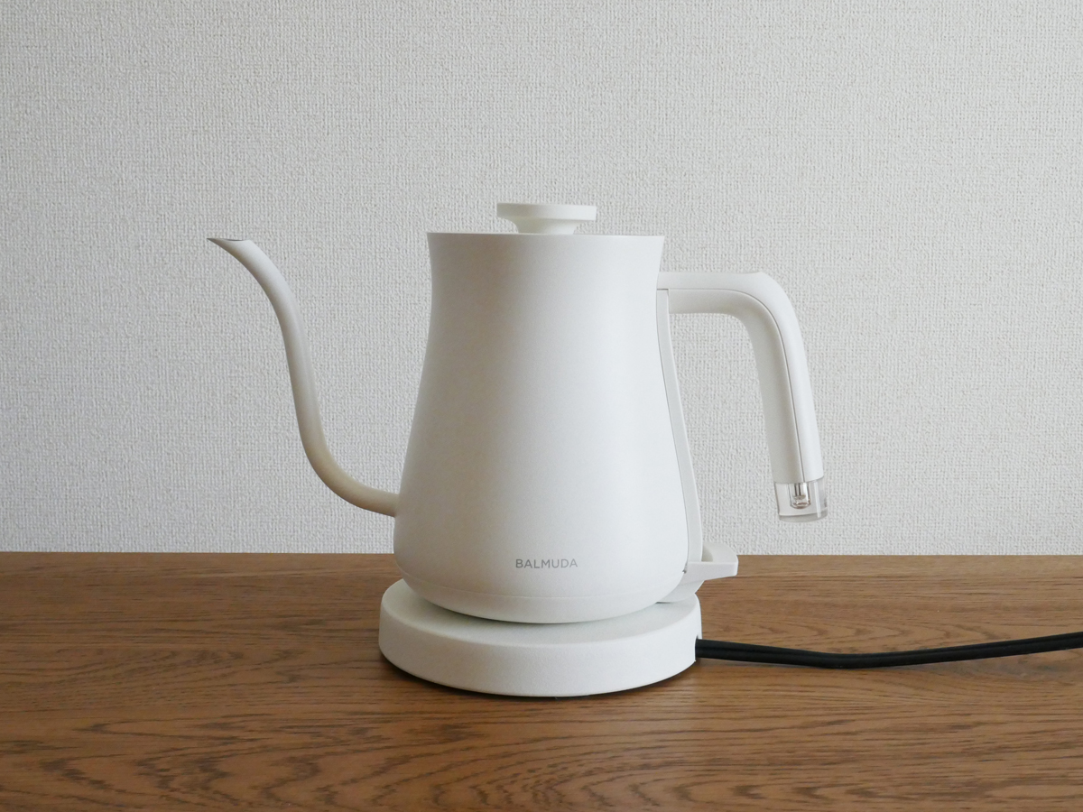一見キレイに見える電気ケトル