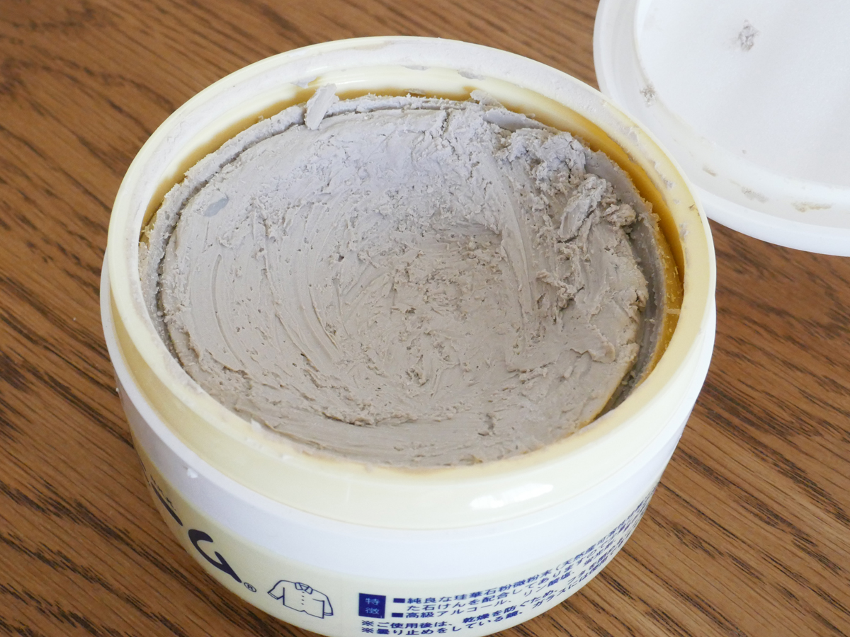 以前から使っているもので少し乾いていましたが、問題なく使えました