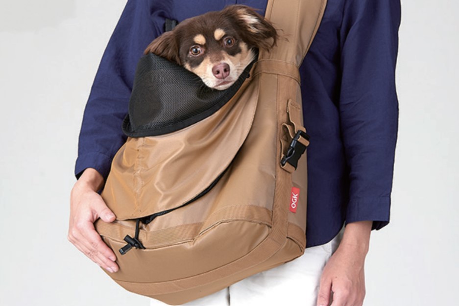 自転車で通院して待ち時間にはスリングで抱っこできる