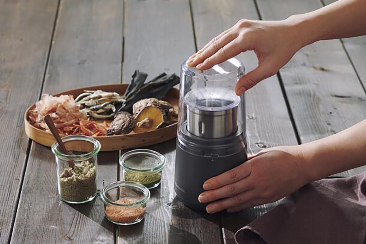 ドライフードミル VML-10